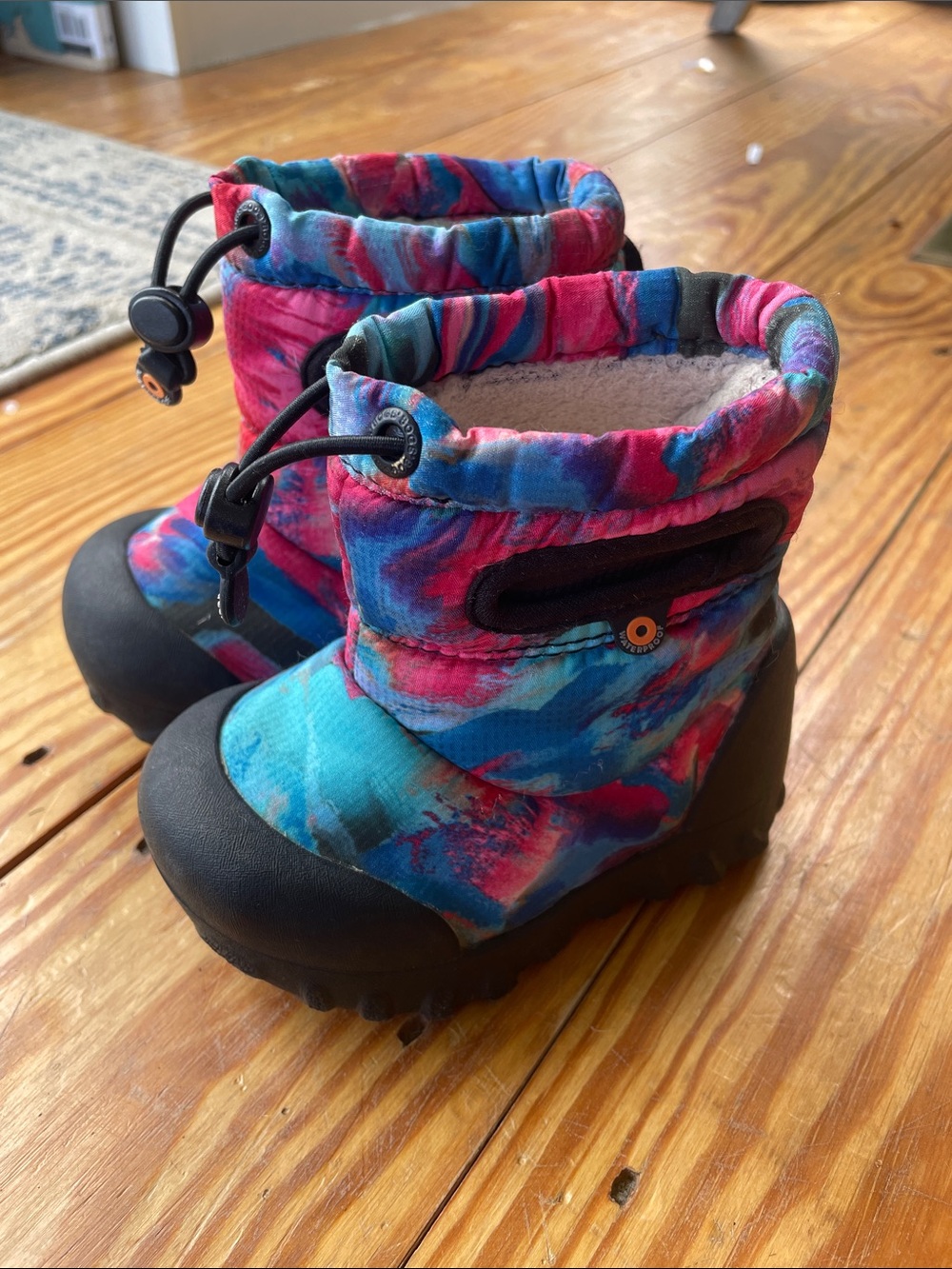 Bogs Baby Winter Boots in Pink & Blue Tie-Dye